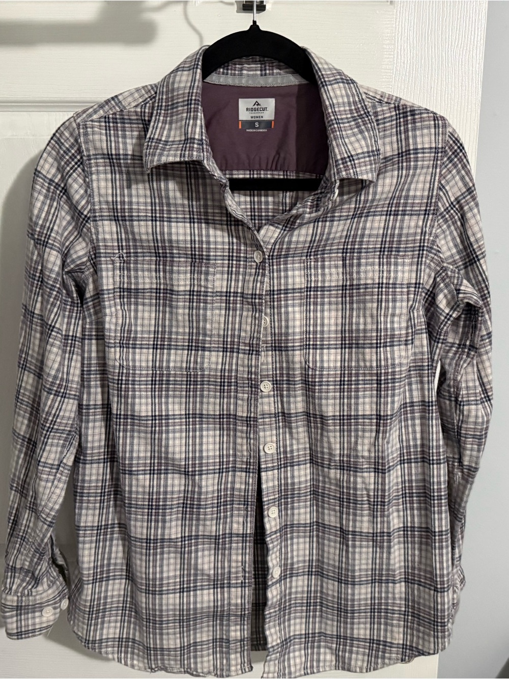 Bridgecut Women's Gray Plaid Button-Down Shirt